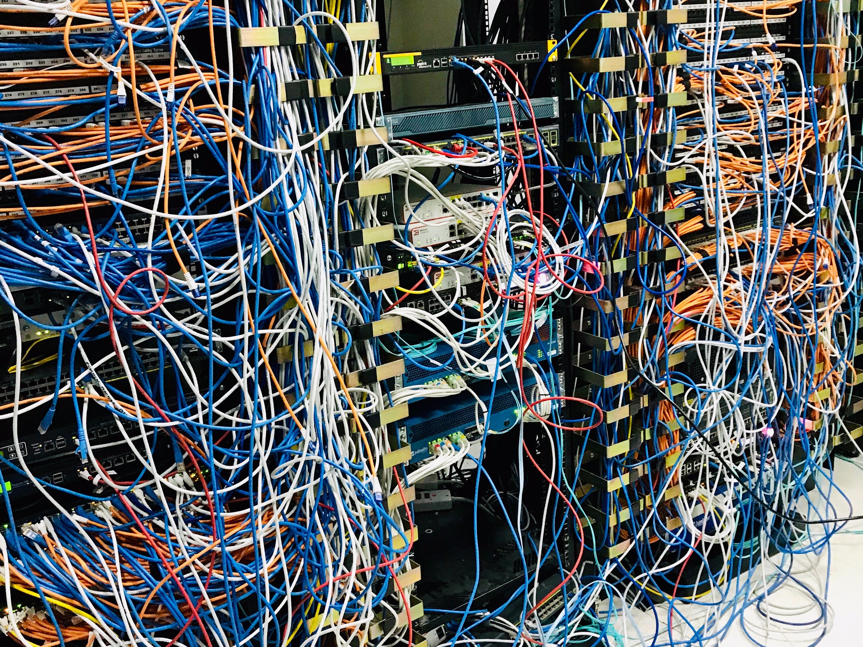 Cable mess 1
